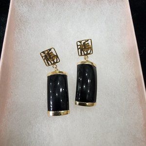14K yellow gold onyx chinese character drop earrings